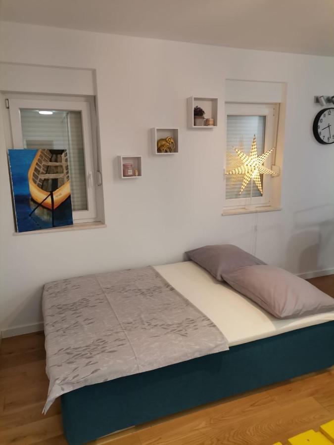 Апартаменты Apartman Rita Макарска Экстерьер фото