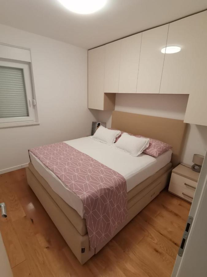 Апартаменты Apartman Rita Макарска Экстерьер фото